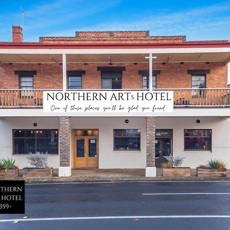Northern Arts Hotel Castlemaine Exterior photo