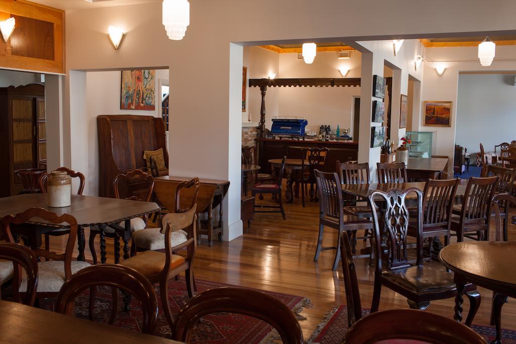 Northern Arts Hotel Castlemaine Exterior photo